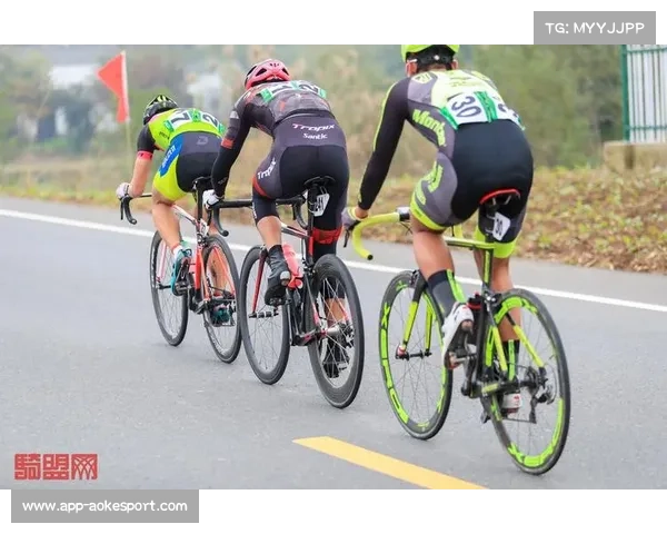 业余车手刘学成每日通勤训练100公里，称一分耕耘一分收获