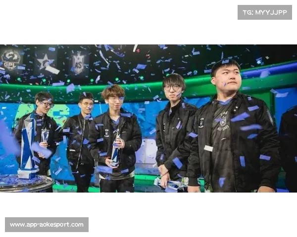 “KPL梦之队集结，26位明星选手参与十周年庆典活动”